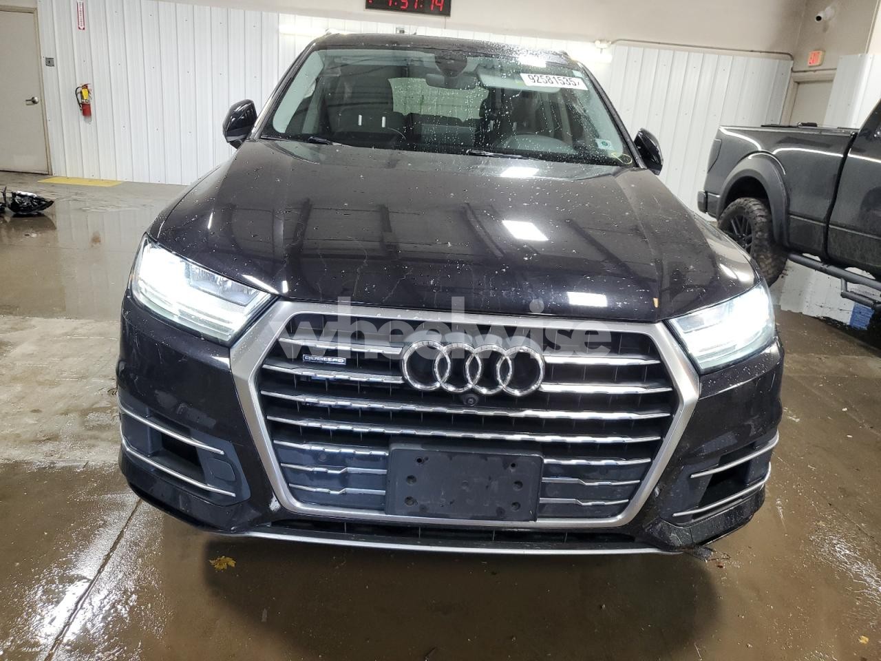 Photo 5 of 2018 AUDI Q7 PREMIUM PLUS (VIN WA1LAAF76JD016227)