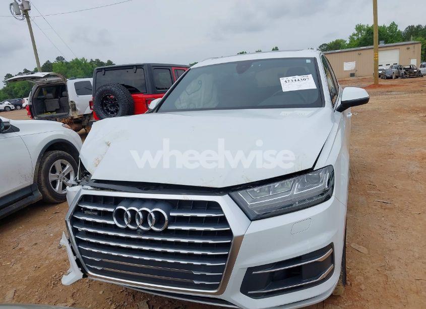 Photo 12 of 2017 Audi Q7 3.0T PREMIUM (VIN WA1LAAF77HD024671)