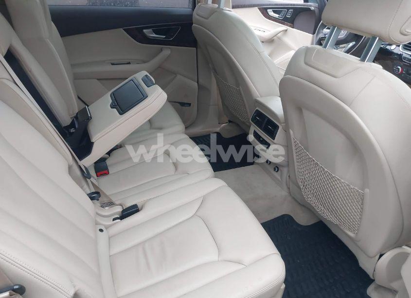 Photo 8 of 2018 Audi Q7 3.0T PREMIUM (VIN WA1LAAF77JD026085)