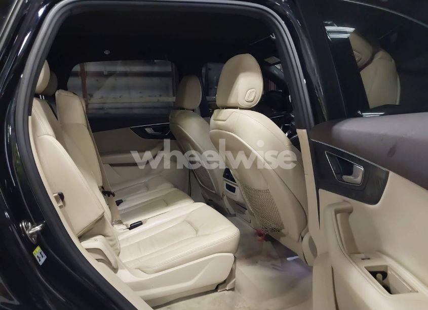 Photo 8 of 2017 Audi Q7 3.0T PREMIUM (VIN WA1LAAF78HD026784)