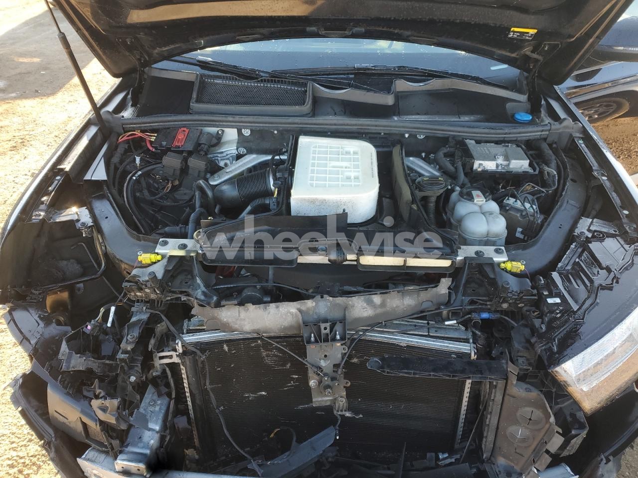 Photo 12 of 2018 AUDI Q7 PREMIUM PLUS (VIN WA1LAAF79JD018909)