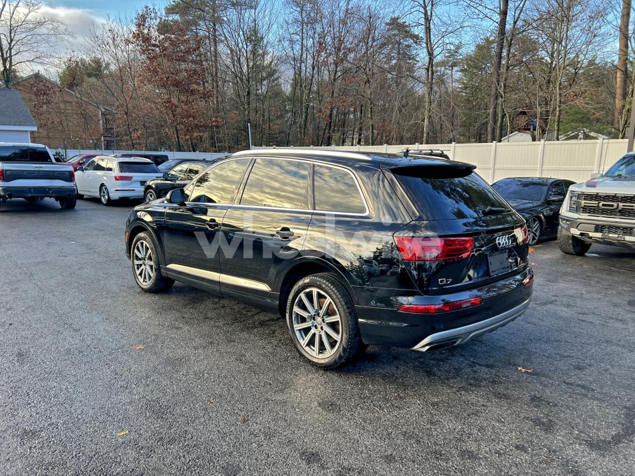 Photo 3 of 2018 AUDI Q7 PREMIUM PLUS (VIN WA1LAAF79JD038593)