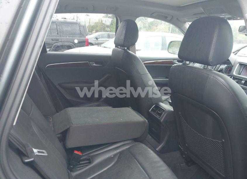 Photo 8 of 2012 Audi Q5 2.0T PREMIUM (VIN WA1LFAFP0CA112215)