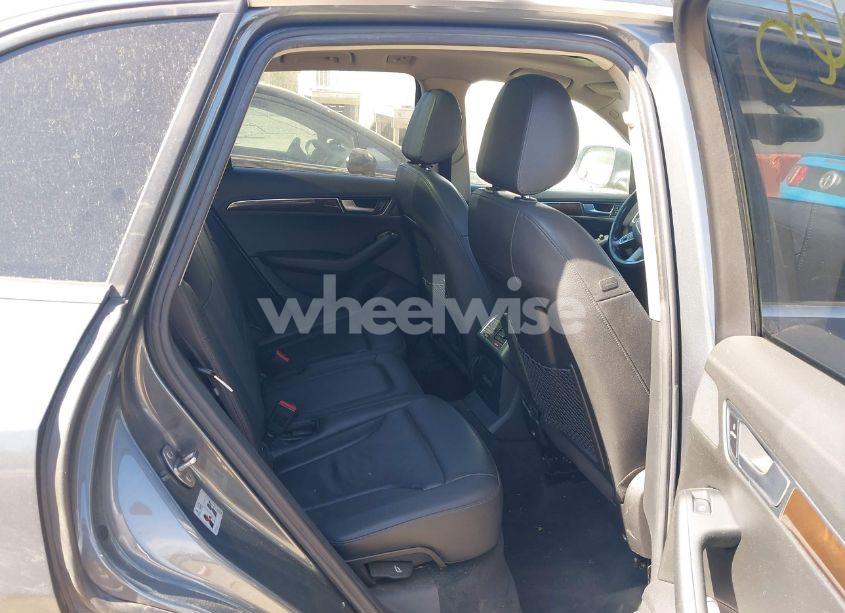 Photo 8 of 2012 Audi Q5 2.0T PREMIUM (VIN WA1LFAFP1CA076860)
