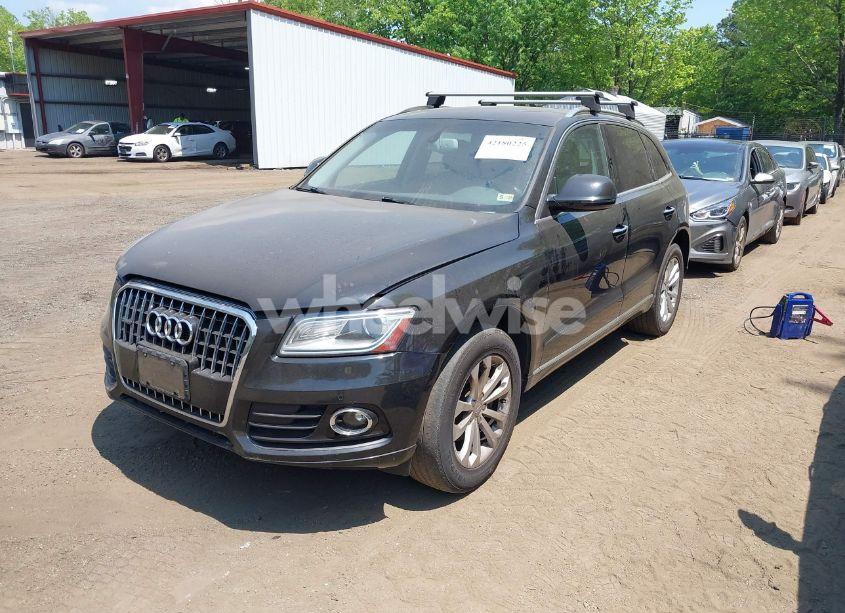 Photo 2 of 2015 Audi Q5 2.0T PREMIUM (VIN WA1LFAFP1FA130274)