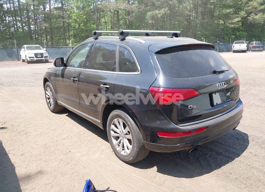 Photo 3 of 2015 Audi Q5 2.0T PREMIUM (VIN WA1LFAFP1FA130274)