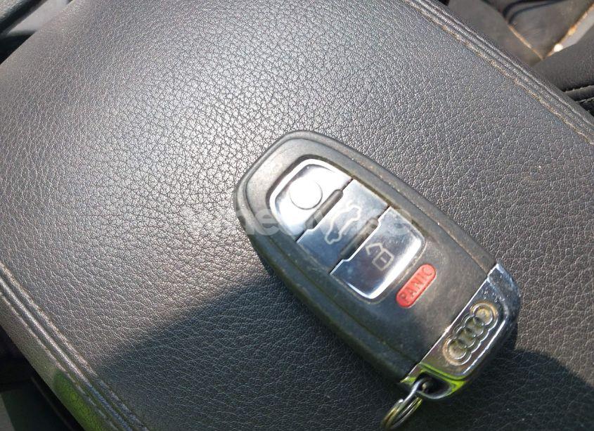 Photo 11 of 2012 Audi Q5 2.0T PREMIUM (VIN WA1LFAFP2CA074180)