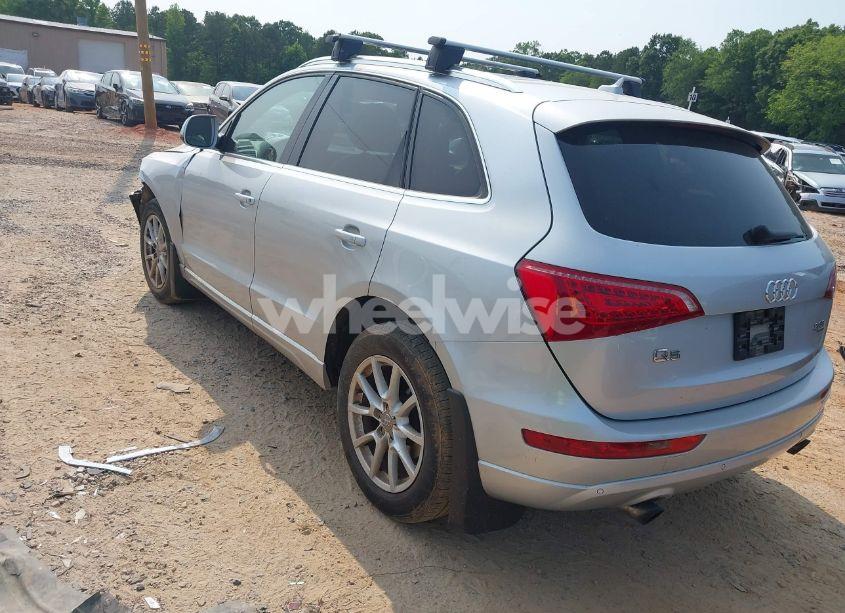 Photo 3 of 2012 Audi Q5 2.0T PREMIUM (VIN WA1LFAFP2CA074180)