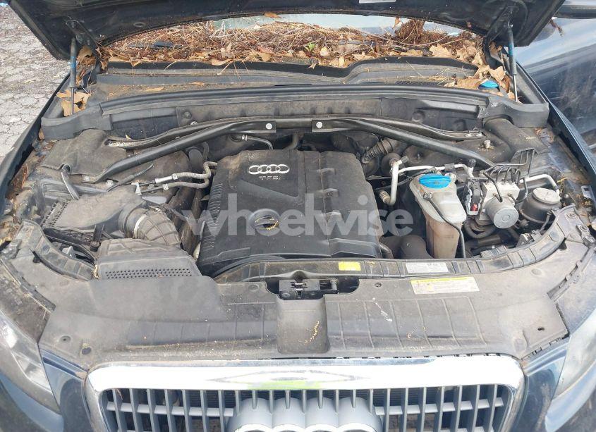Photo 10 of 2012 Audi Q5 2.0T PREMIUM (VIN WA1LFAFP2CA074812)