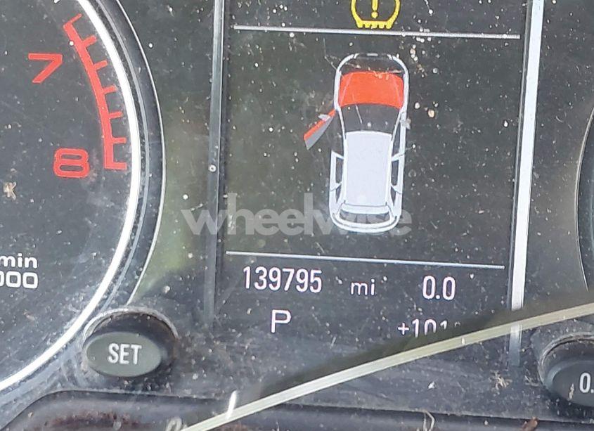 Photo 12 of 2012 Audi Q5 2.0T PREMIUM (VIN WA1LFAFP2CA074812)