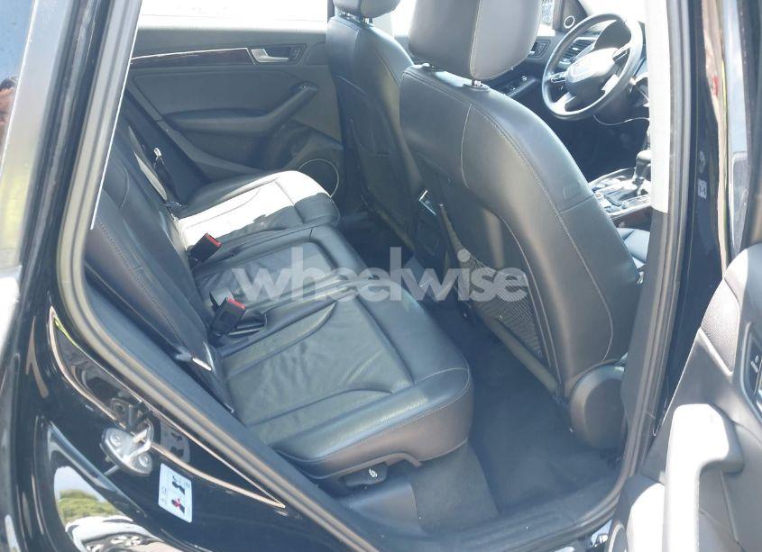 Photo 8 of 2013 Audi Q5 2.0T PREMIUM (VIN WA1LFAFP2DA042234)