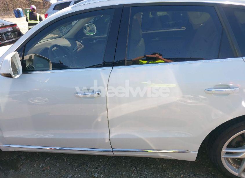 Photo 14 of 2015 Audi Q5 2.0T PREMIUM (VIN WA1LFAFP2FA073812)