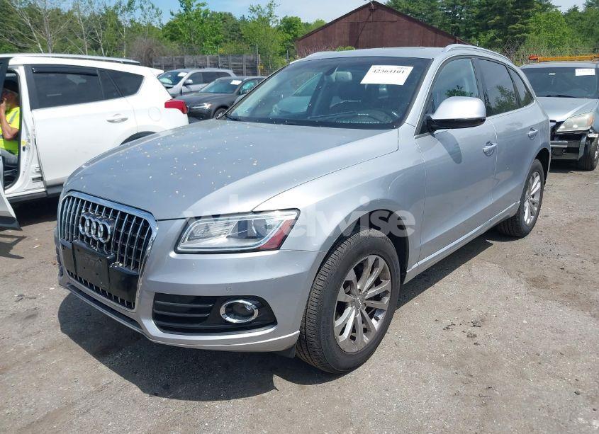 Photo 2 of 2015 Audi Q5 2.0T PREMIUM (VIN WA1LFAFP3FA069364)