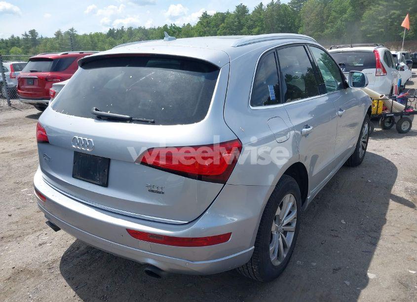 Photo 4 of 2015 Audi Q5 2.0T PREMIUM (VIN WA1LFAFP3FA069364)