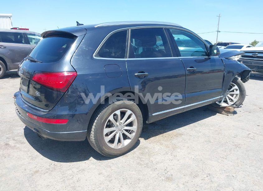 Photo 4 of 2015 Audi Q5 2.0T PREMIUM (VIN WA1LFAFP3FA123360)