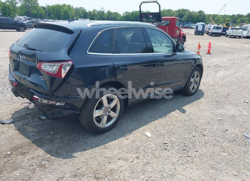 Photo 4 of 2012 Audi Q5 2.0T PREMIUM (VIN WA1LFAFP4CA136372)