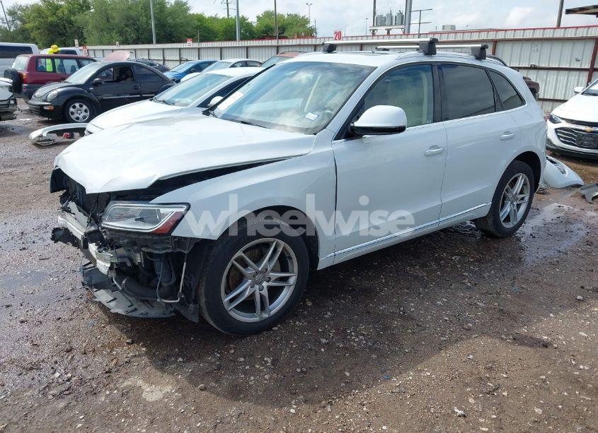 Photo 2 of 2015 Audi Q5 2.0T PREMIUM (VIN WA1LFAFP4FA067607)