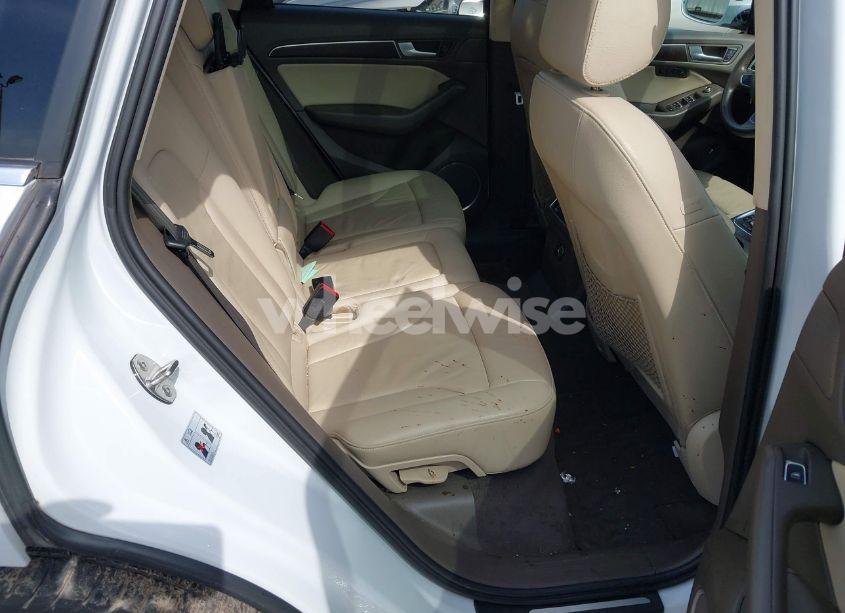 Photo 8 of 2015 Audi Q5 2.0T PREMIUM (VIN WA1LFAFP4FA067607)