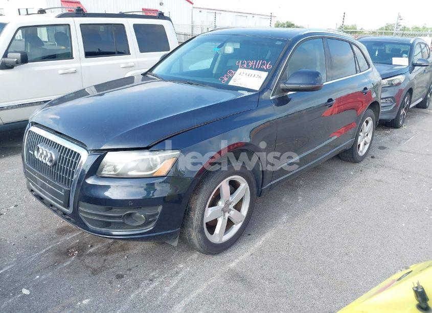 Photo 2 of 2012 Audi Q5 2.0T PREMIUM (VIN WA1LFAFP5CA052674)