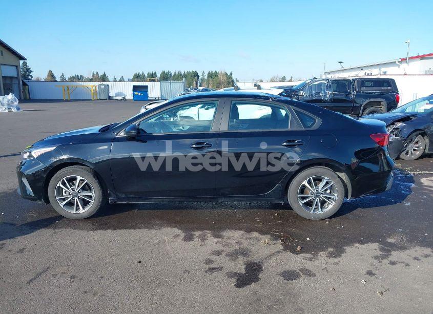 Photo 14 of 2023 Kia Forte LXS (VIN WA1LFAFP5DA******)