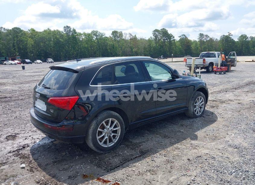 Photo 4 of 2012 Audi Q5 2.0T PREMIUM (VIN WA1LFAFP6CA051999)