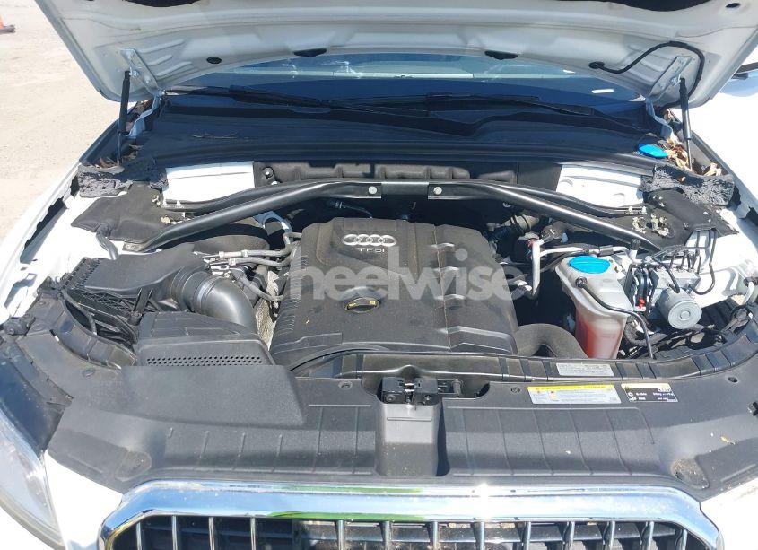 Photo 10 of 2015 Audi Q5 2.0T PREMIUM (VIN WA1LFAFP6FA096946)