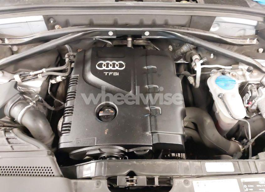 Photo 10 of 2015 Audi Q5 2.0T PREMIUM (VIN WA1LFAFP6FA114345)