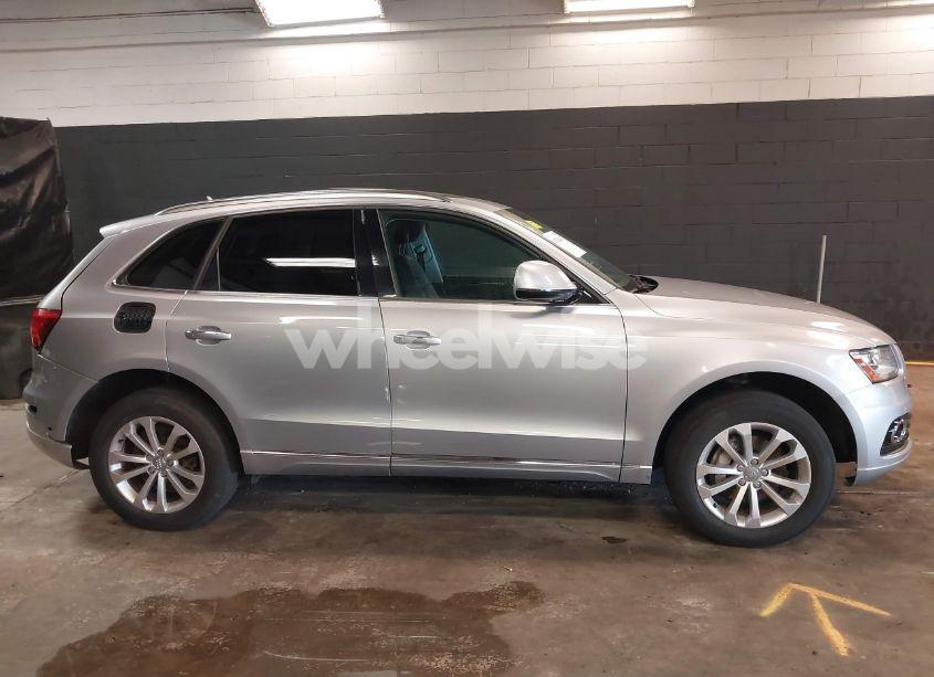 Photo 13 of 2015 Audi Q5 2.0T PREMIUM (VIN WA1LFAFP6FA114345)