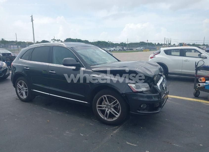 2015 Audi Q5 2.0T PREMIUM (VIN WA1LFAFP7FA078648) main photo