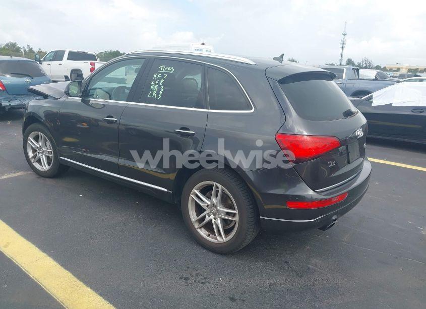 Photo 3 of 2015 Audi Q5 2.0T PREMIUM (VIN WA1LFAFP7FA078648)