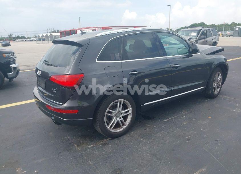 Photo 4 of 2015 Audi Q5 2.0T PREMIUM (VIN WA1LFAFP7FA078648)