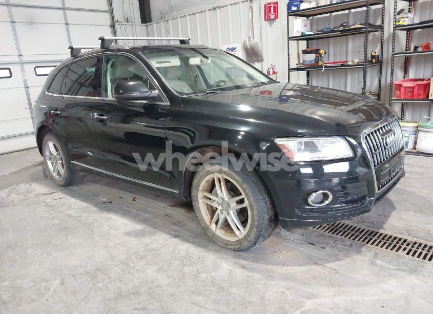 2015 Audi Q5 2.0T PREMIUM (VIN WA1LFAFP8FA028566) main photo
