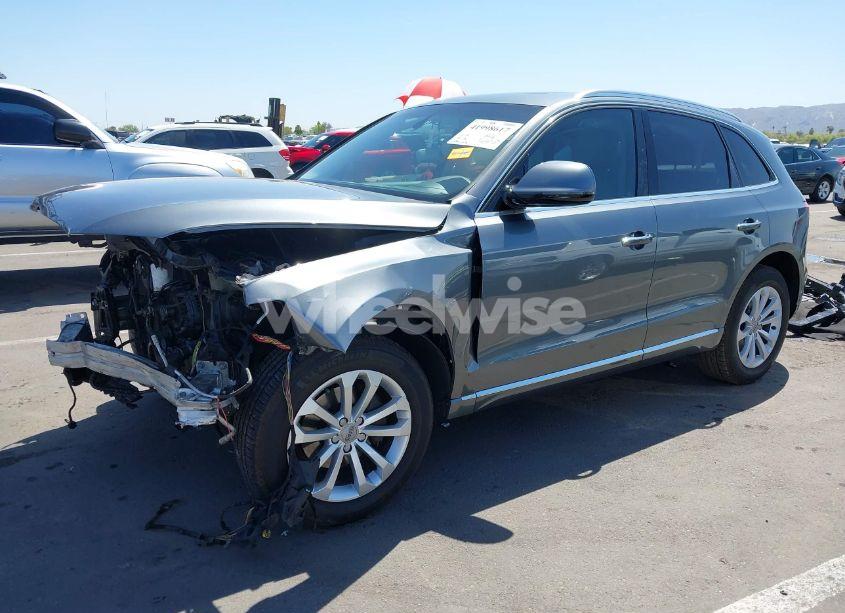 Photo 2 of 2015 Audi Q5 2.0T PREMIUM (VIN WA1LFAFP8FA129901)