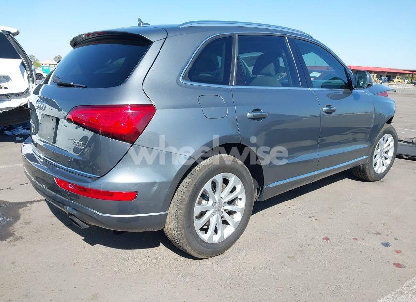 Photo 4 of 2015 Audi Q5 2.0T PREMIUM (VIN WA1LFAFP8FA129901)