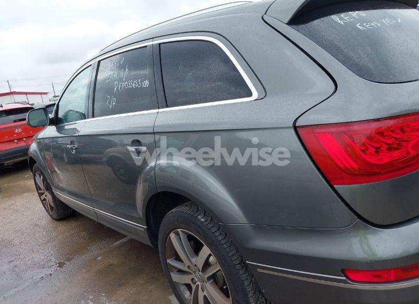 Photo 14 of 2015 Audi Q7 3.0T PREMIUM (VIN WA1LGAFE5FD019091)