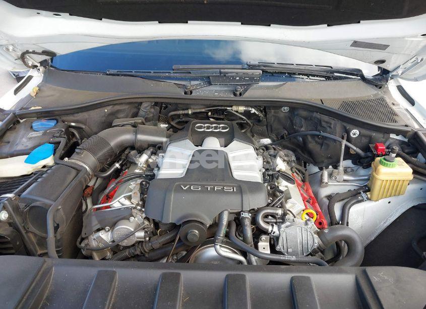 Photo 10 of 2015 Audi Q7 3.0T PREMIUM (VIN WA1LGAFE6FD028835)