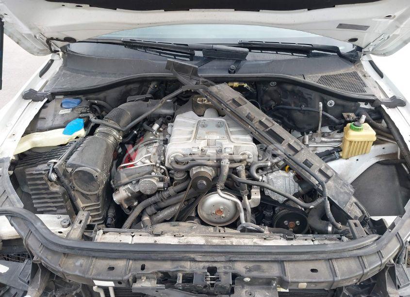 Photo 10 of 2015 Audi Q7 3.0T PREMIUM (VIN WA1LGAFE6FD030102)