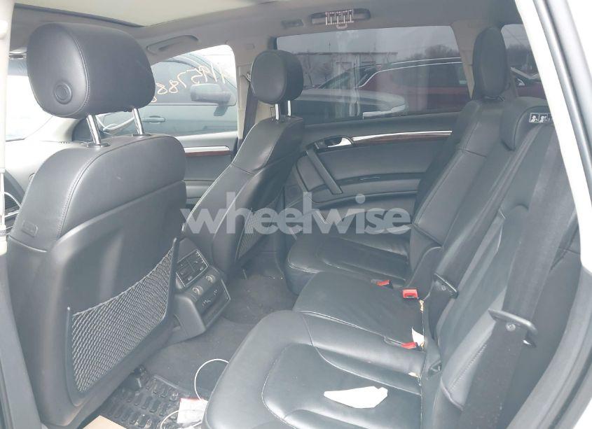 Photo 8 of 2015 Audi Q7 3.0T PREMIUM (VIN WA1LGAFE7FD030822)