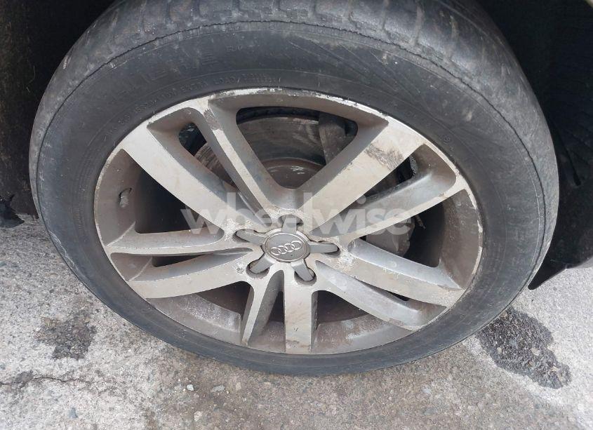 Photo 11 of 2014 Audi Q7 3.0T PREMIUM (VIN WA1LGAFE8ED014210)