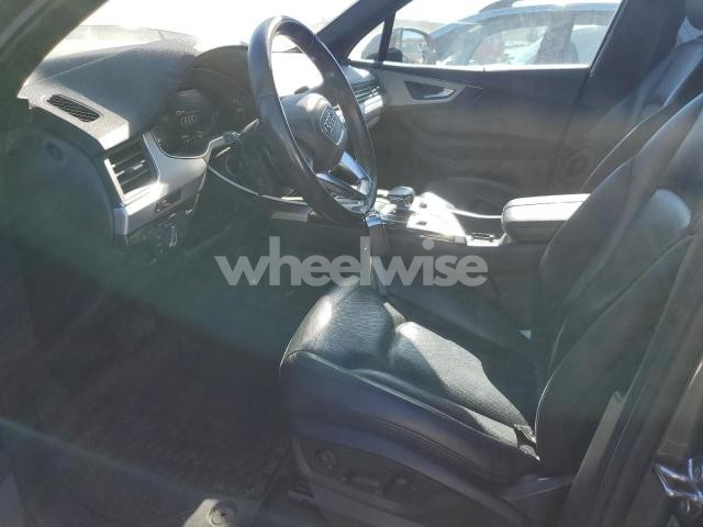 Photo 5 of 2018 AUDI Q7 PREMIUM PLUS (VIN WA1LHAF70JD039837)