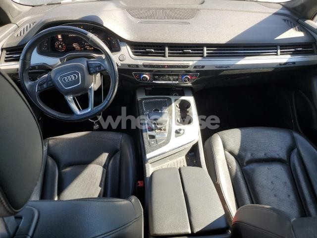 Photo 7 of 2018 AUDI Q7 PREMIUM PLUS (VIN WA1LHAF70JD039837)