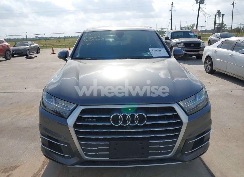 Photo 12 of 2019 Audi Q7 45 PREMIUM/45 SE PREMIUM (VIN WA1LHAF76KD018184)