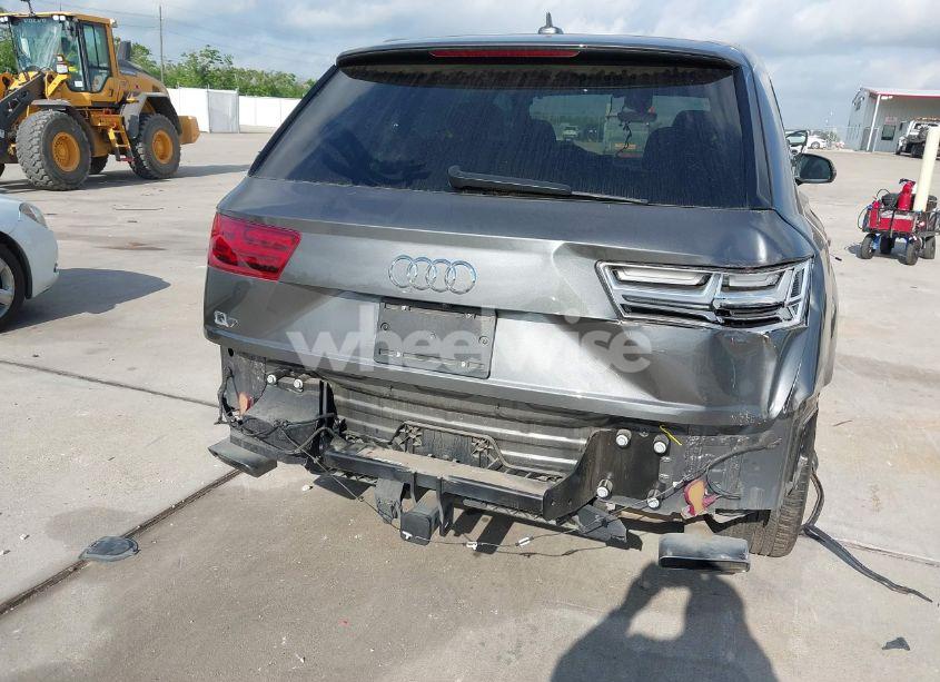 Photo 6 of 2019 Audi Q7 45 PREMIUM/45 SE PREMIUM (VIN WA1LHAF76KD018184)