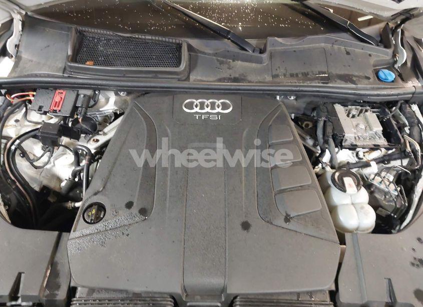 Photo 10 of 2017 Audi Q7 2.0T PREMIUM (VIN WA1LHAF78HD046898)