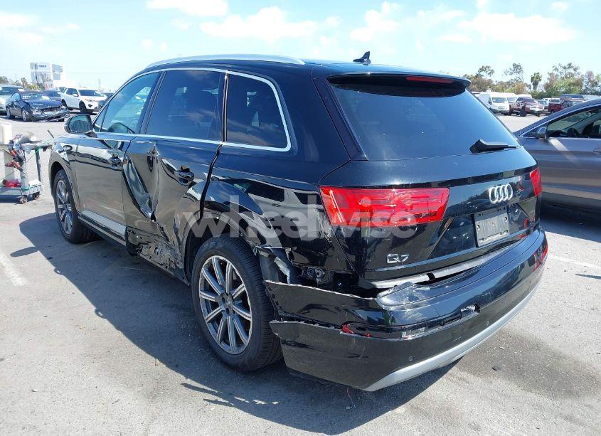 Photo 3 of 2019 Audi Q7 45 PREMIUM/45 SE PREMIUM (VIN WA1LHAF78KD025573)