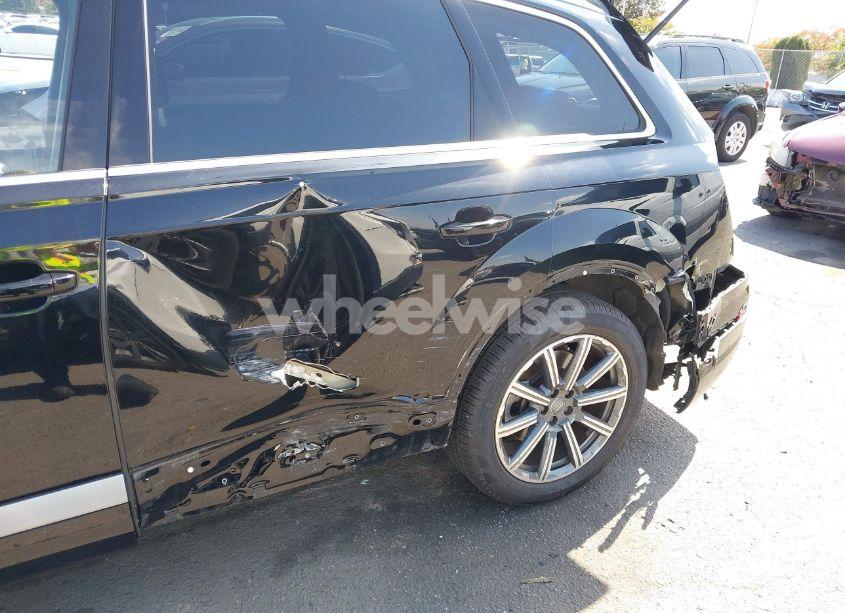 Photo 6 of 2019 Audi Q7 45 PREMIUM/45 SE PREMIUM (VIN WA1LHAF78KD025573)