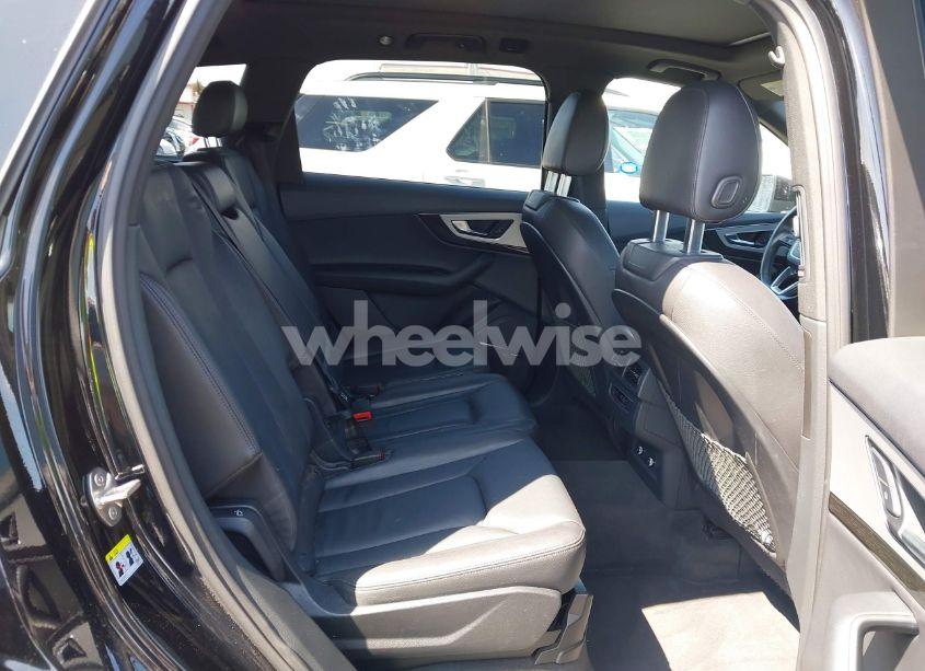 Photo 8 of 2019 Audi Q7 45 PREMIUM/45 SE PREMIUM (VIN WA1LHAF78KD025573)