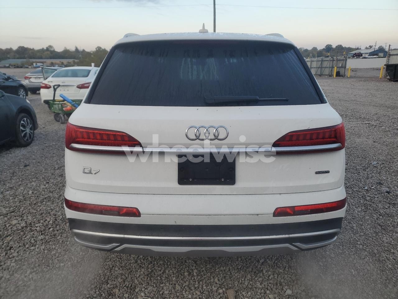 Photo 6 of 2021 AUDI Q7 PREMIUM PLUS (VIN WA1LJAF73MD000135)