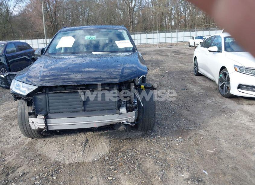 Photo 13 of 2020 Audi Q7 PREMIUM PLUS 45 TFSI QUATTRO TIPTRONIC (VIN WA1LJAF74LD010610)