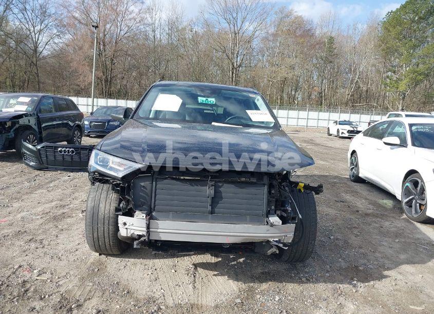 Photo 6 of 2020 Audi Q7 PREMIUM PLUS 45 TFSI QUATTRO TIPTRONIC (VIN WA1LJAF74LD010610)